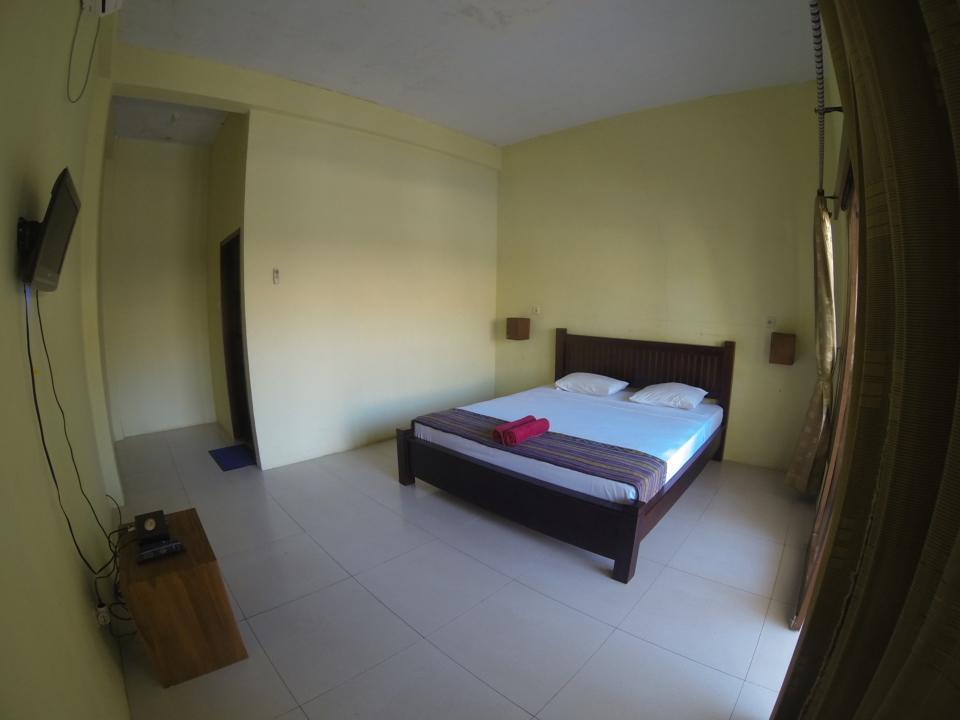 Indigenous Bungalow Τζίλι Τραγουανγκάν Δωμάτιο φωτογραφία
