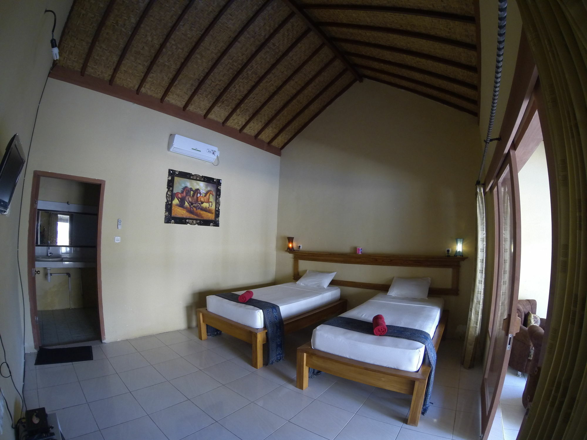 Indigenous Bungalow Τζίλι Τραγουανγκάν Εξωτερικό φωτογραφία